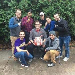 Meet your Posher, Carter